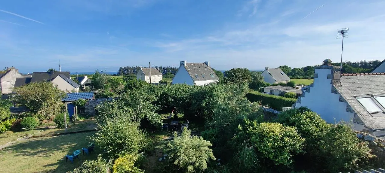Maison Avel Dro Plogoff 0*,  France